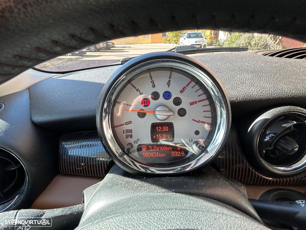 MINI 3 Portas Cooper D - 28