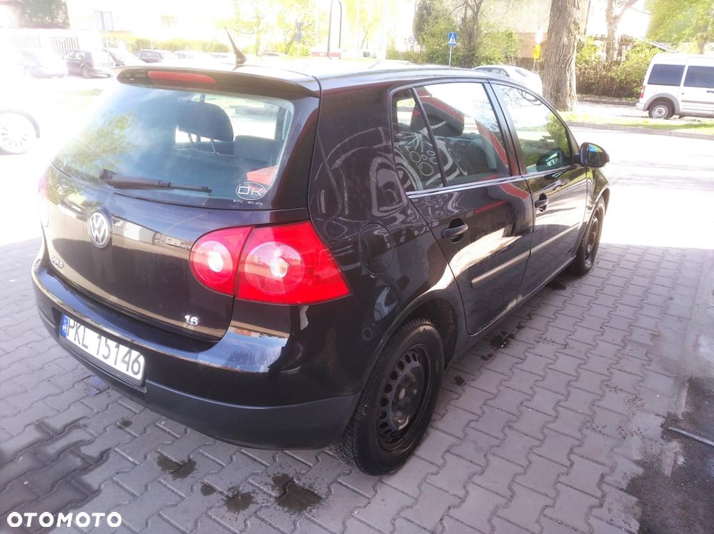 Volkswagen Golf 1.6 Trendline - 5