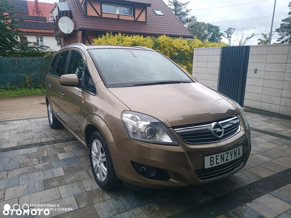 Opel Zafira 1.8 Family Plus - 2