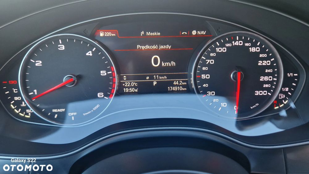 Audi A6 Avant 2.0 TDI Ultra S tronic - 18