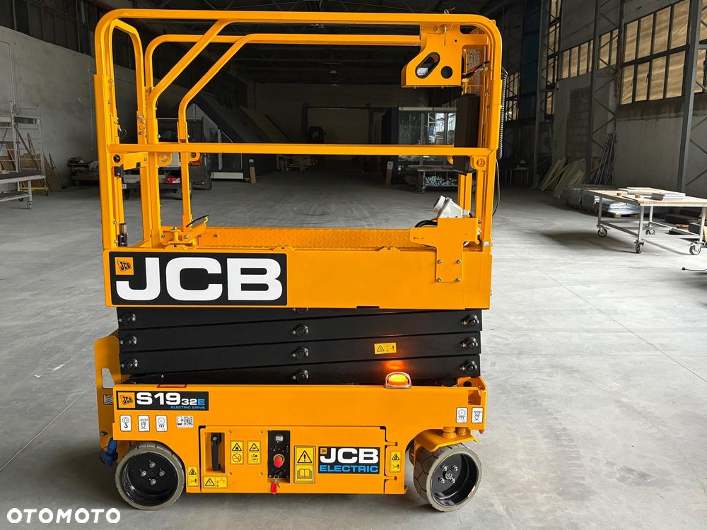 JCB S1932E - 8