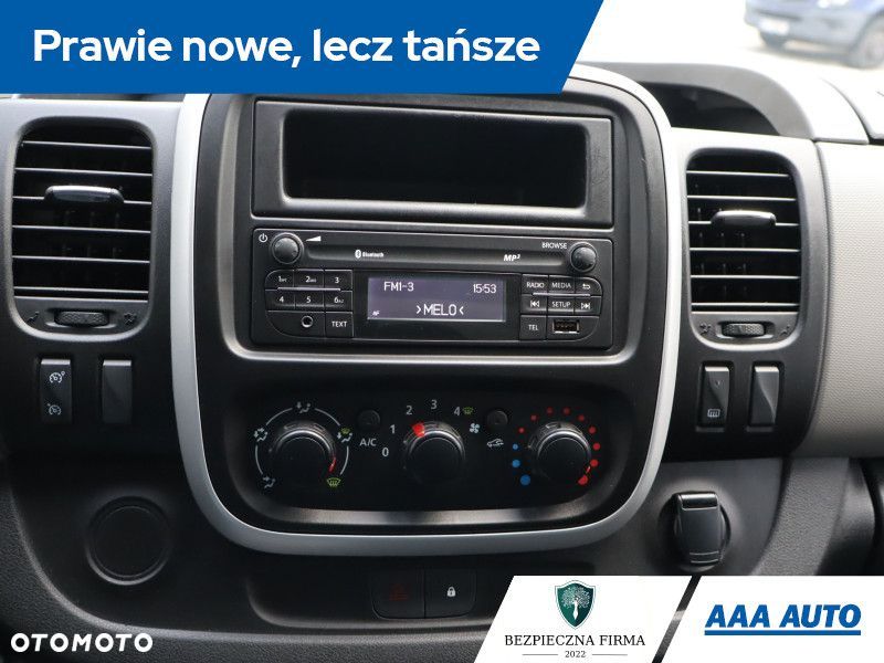 Renault trafic - 12