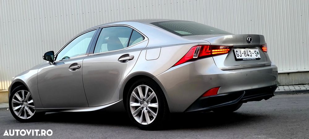 Lexus Seria IS 300h BusinessEdition - 5
