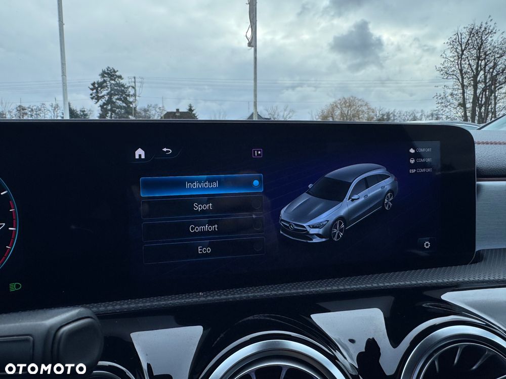 Mercedes-Benz CLA 220 AMG Line 7G-DCT - 33