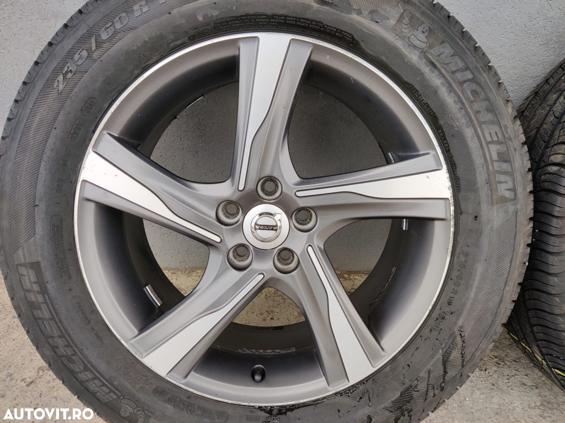 Jante IXION 1 18 5x108 Volvo XC60 XC70 S60 V60 S80 V70 S40 V40 V50 C30 C70 Michelin 31362188 - 1