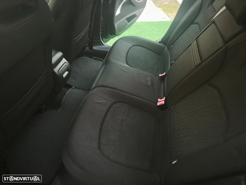 Citroën C5 Tourer 1.6 e-HDi Séduction Air.CMP6 - 17