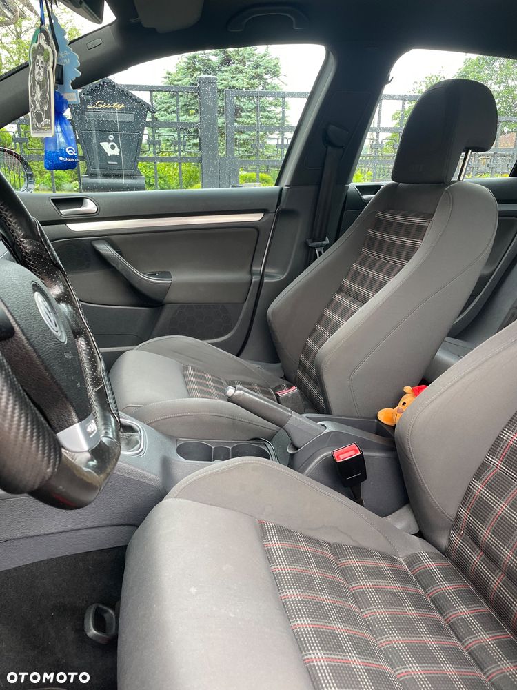 Volkswagen Golf 2.0 TSI GTI - 14