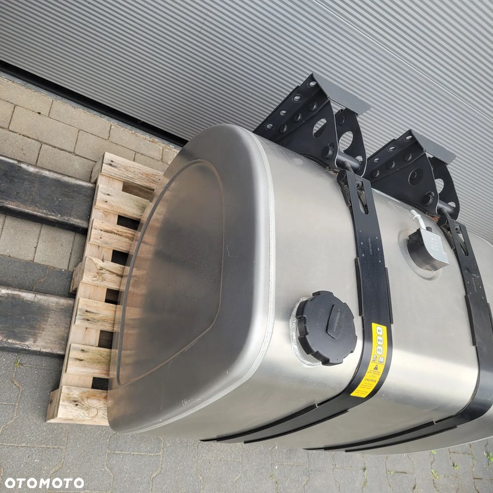 ZBIORNIK PALIWA VOLVO FH4 365L 90X70X70CM 21516446 CHWALIM116 - 2