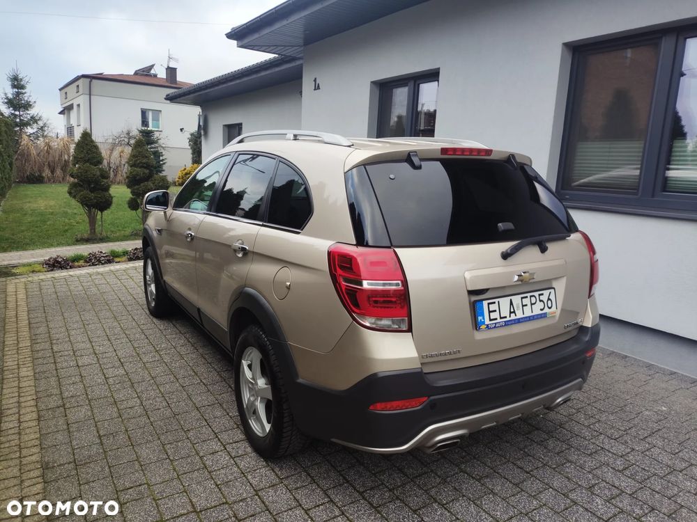 Chevrolet Captiva 2.2 D LTZ - 5