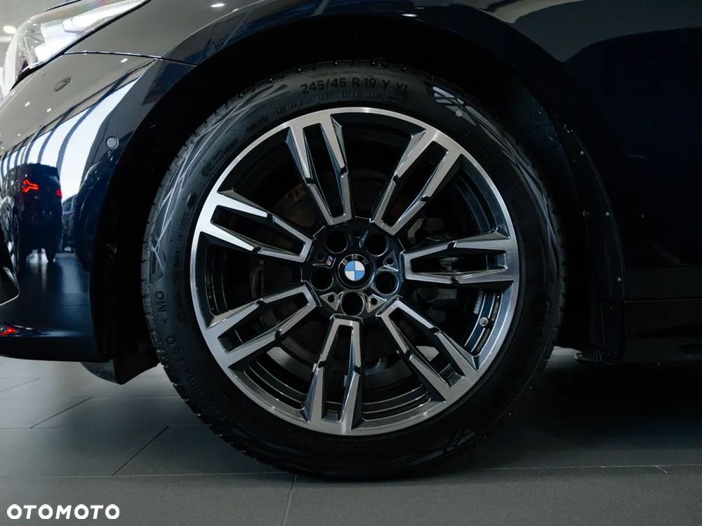 BMW Seria 5 520i - 5