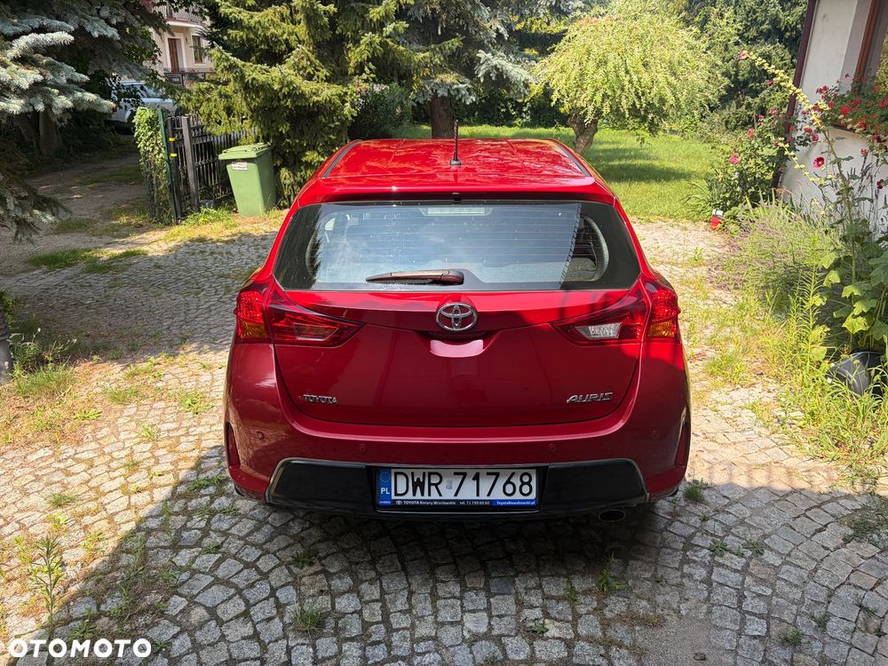 Toyota Auris 1.6 Premium - 6