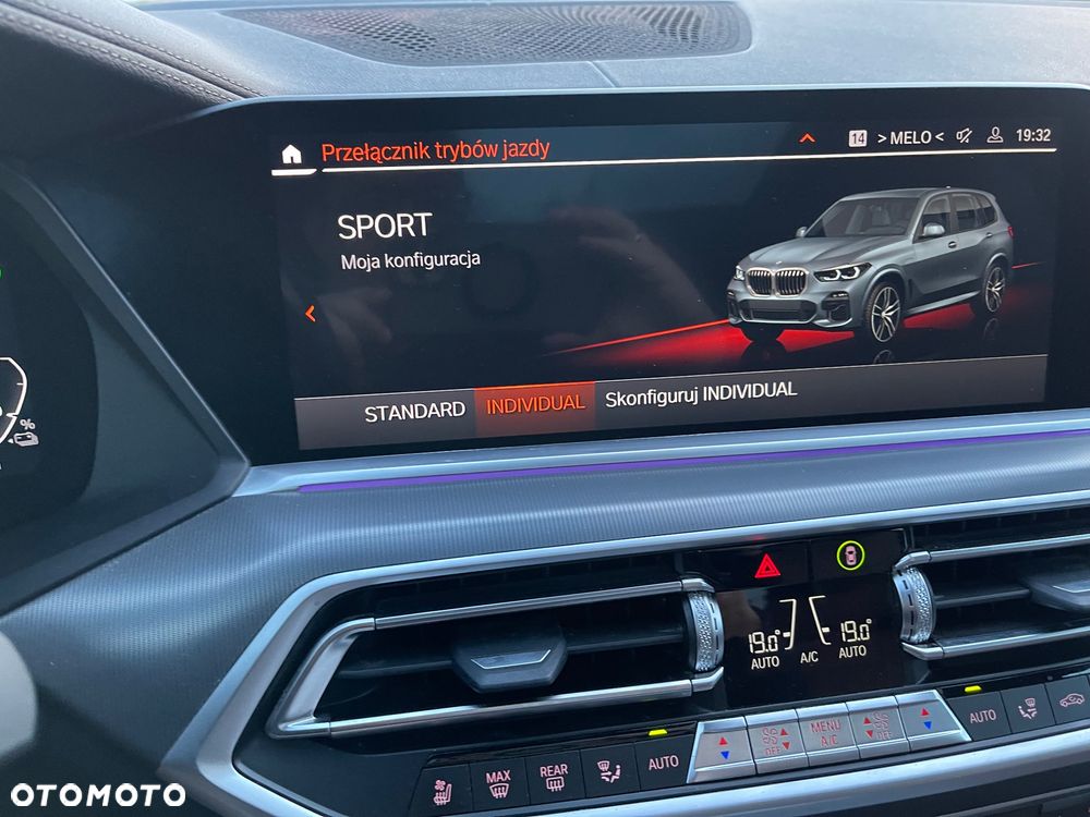 BMW X5 xDrive45e - 37