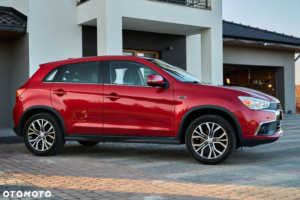 Mitsubishi ASX - 5