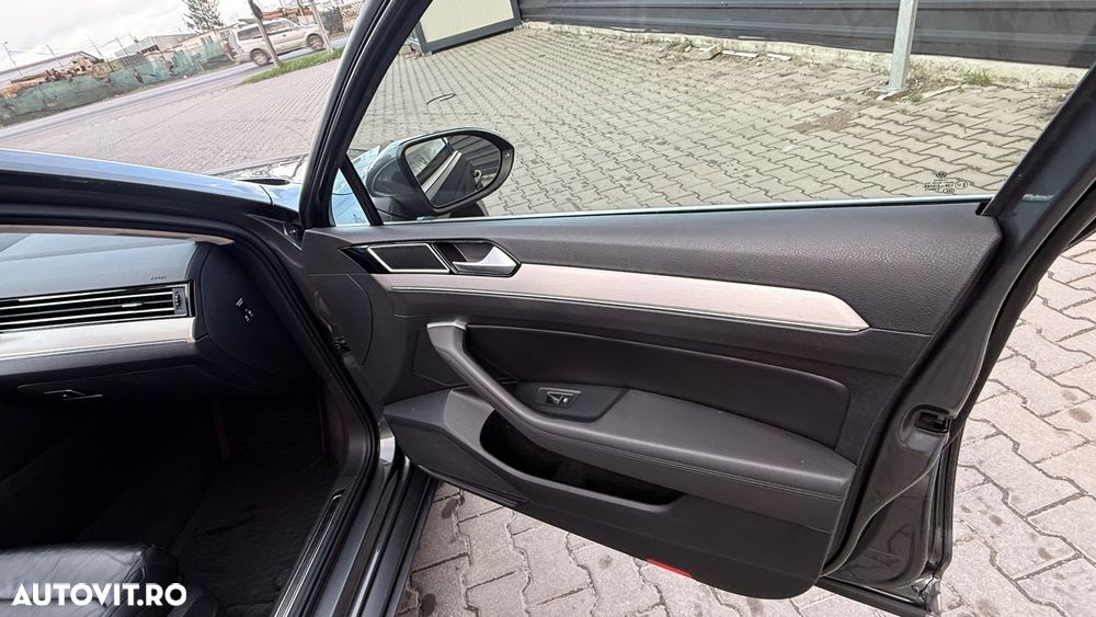 Volkswagen Passat 2.0 TDI DSG Highline - 8