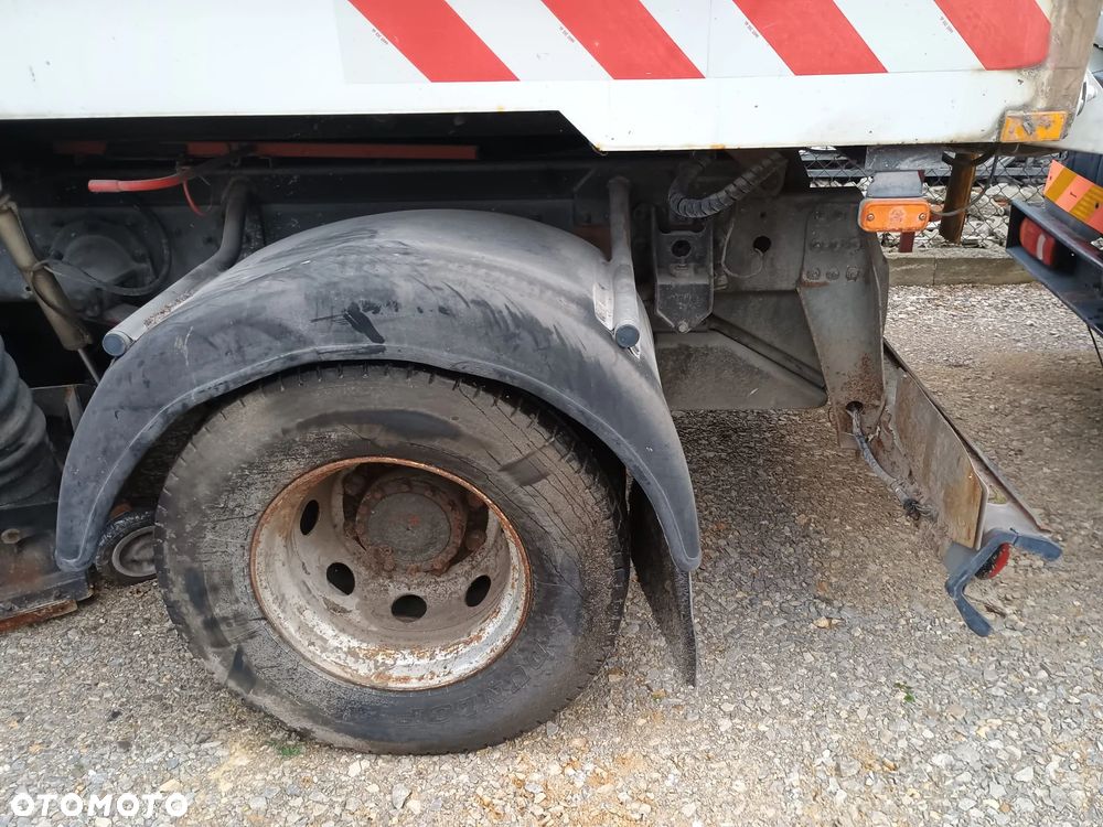 Renault MIDLUM automat odkurzacz - 15