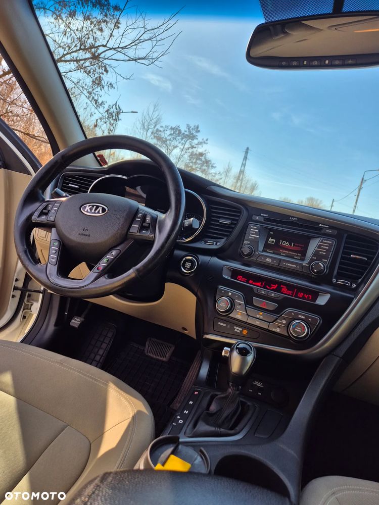Kia Optima - 15