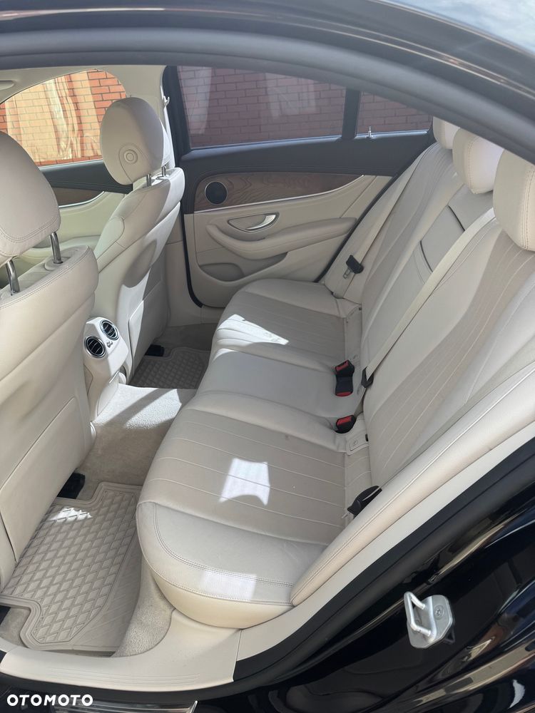 Mercedes-Benz Klasa E 220 d Business Edition 9G-TRONIC - 8