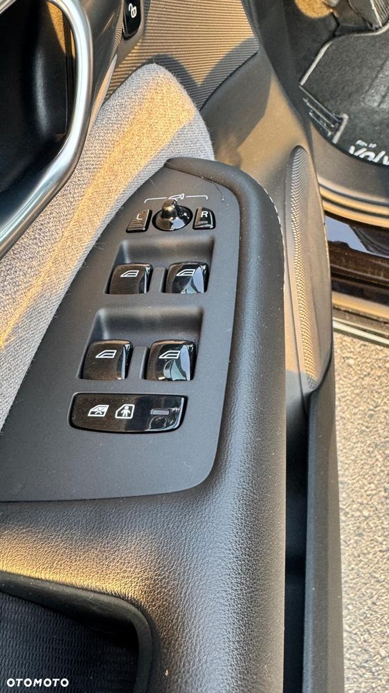 Volvo XC 90 - 13