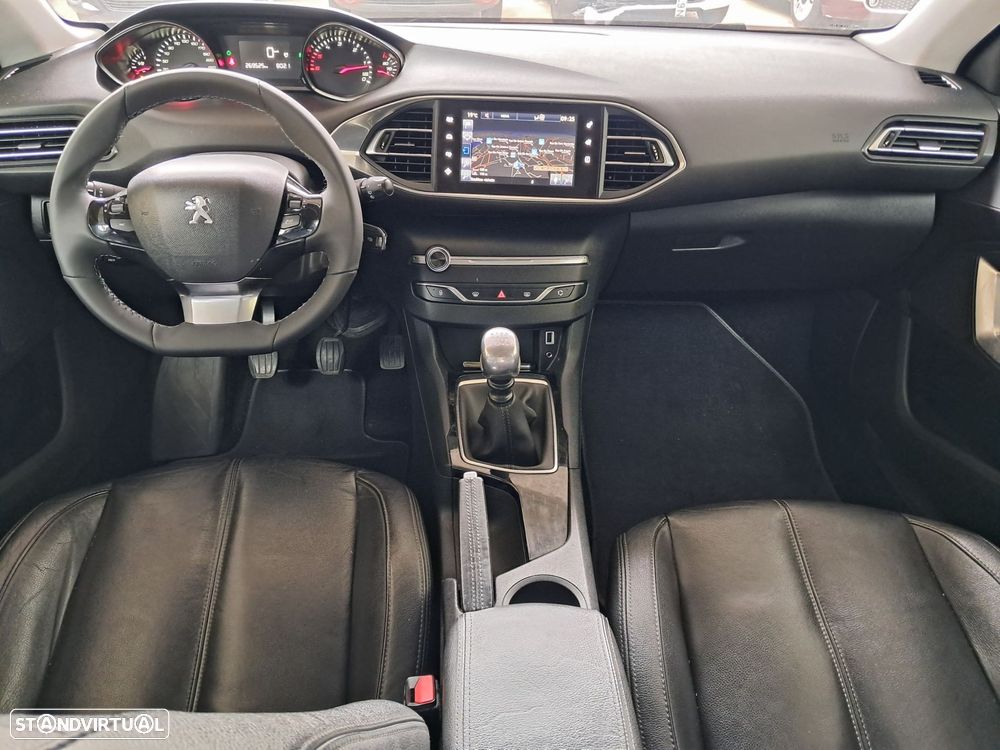 Peugeot 308 SW 1.6 BlueHDi Allure - 11