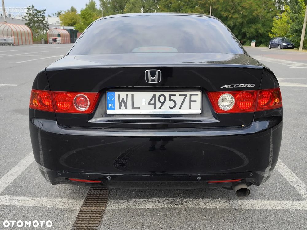Honda Accord 2.0 Comfort - 10