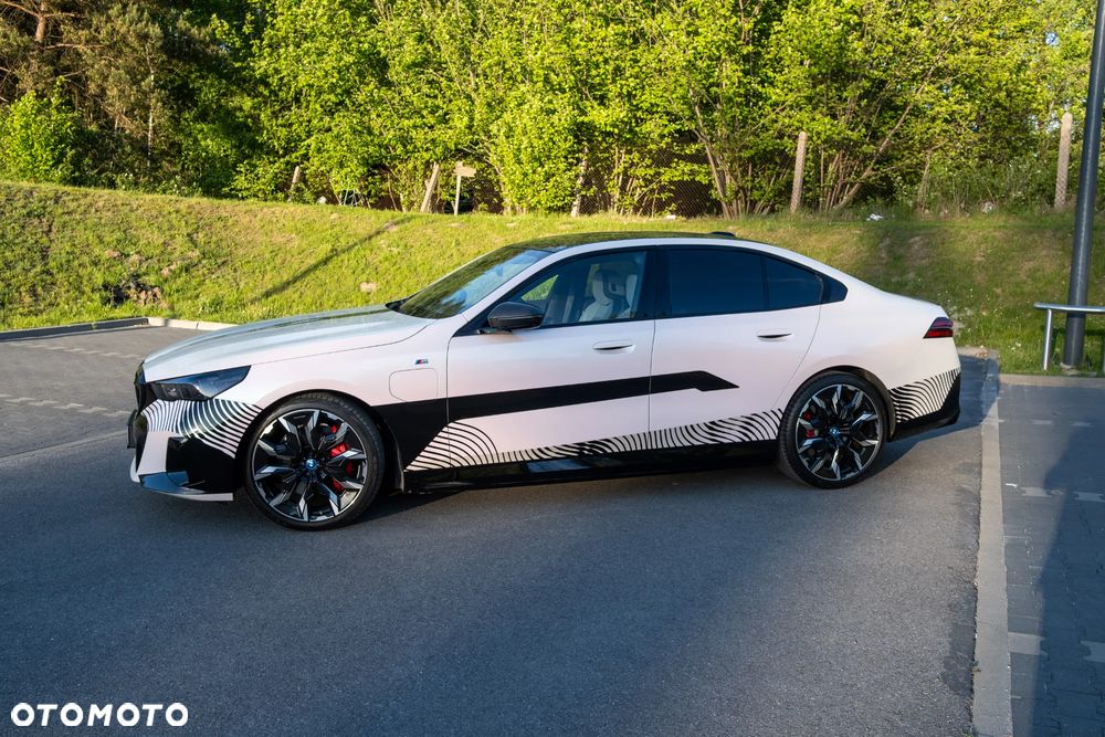 BMW Seria 5 - 1