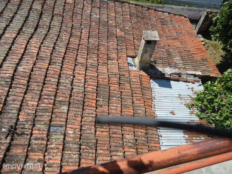 Vendo casa para reconstrução - Grande imagem: 2/8