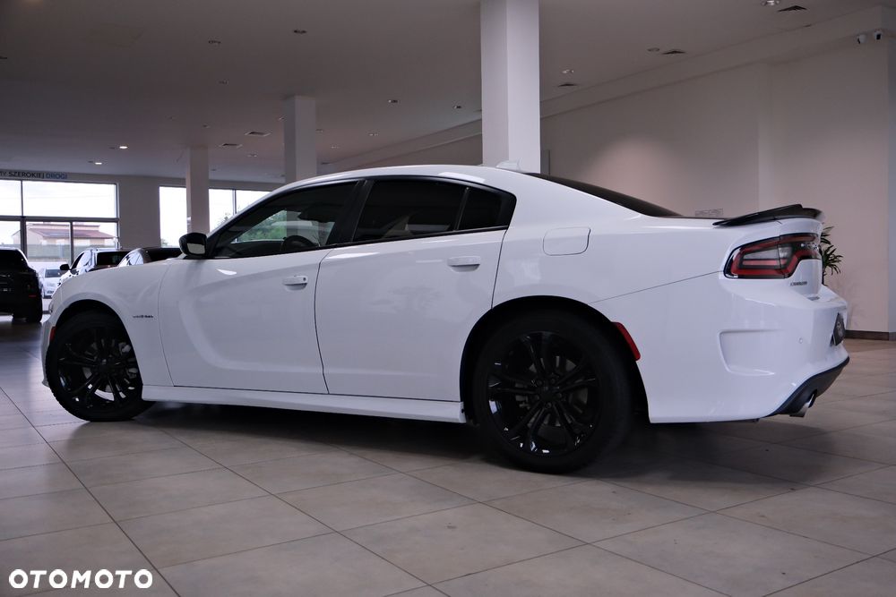 Dodge Charger 5.7 R/T - 14