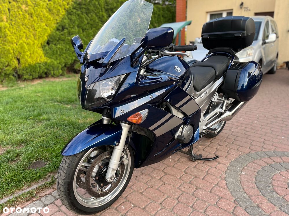 Yamaha FJR - 8
