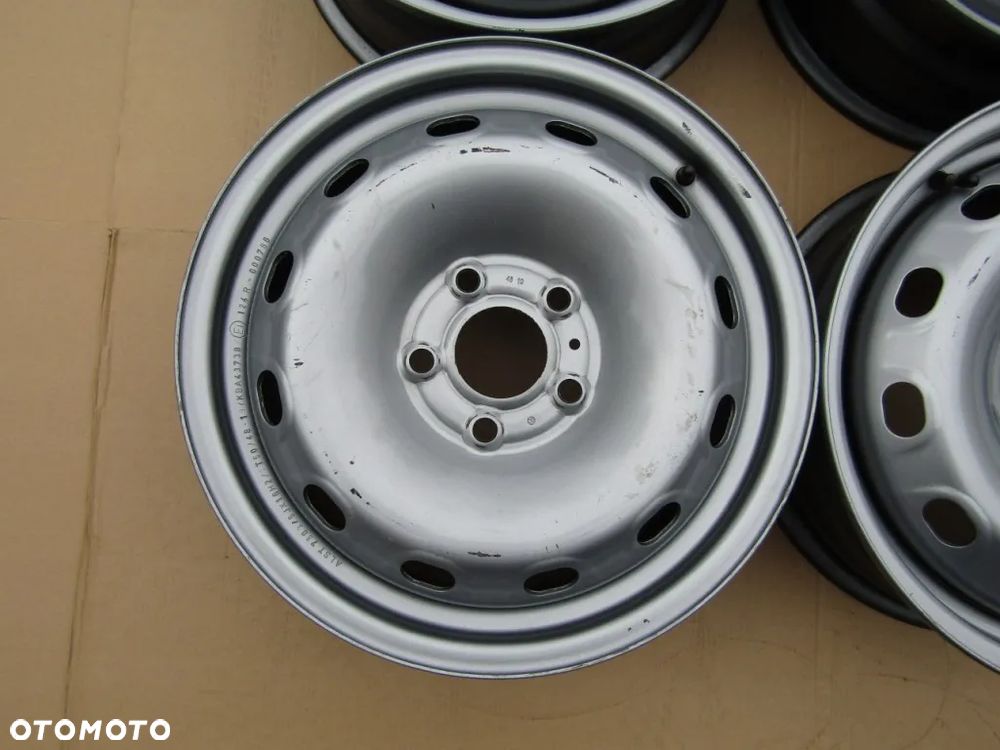 4x Felgi 16 Renault Trafic III Opel Vivaro II 6j 5x114,3 ET50 - 8