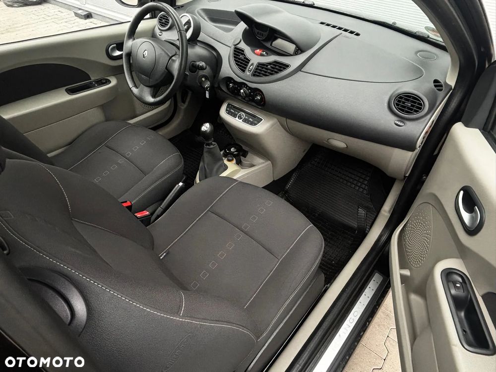 Renault Twingo 1.2 16V Night & Day - 8