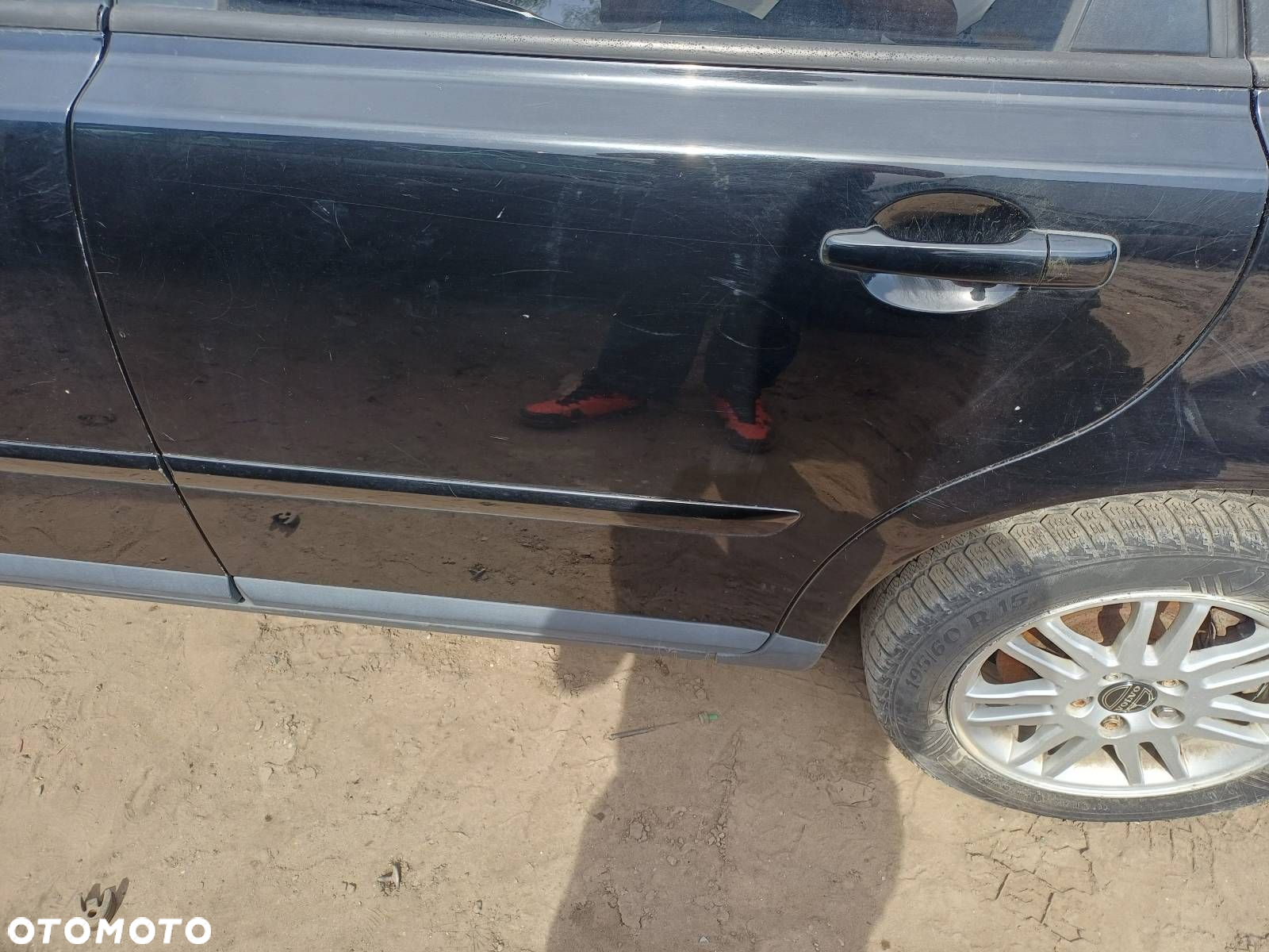 DRZWI KOMPLETNE LEWY TYŁ VOLVO V50 I 019-26 - 2