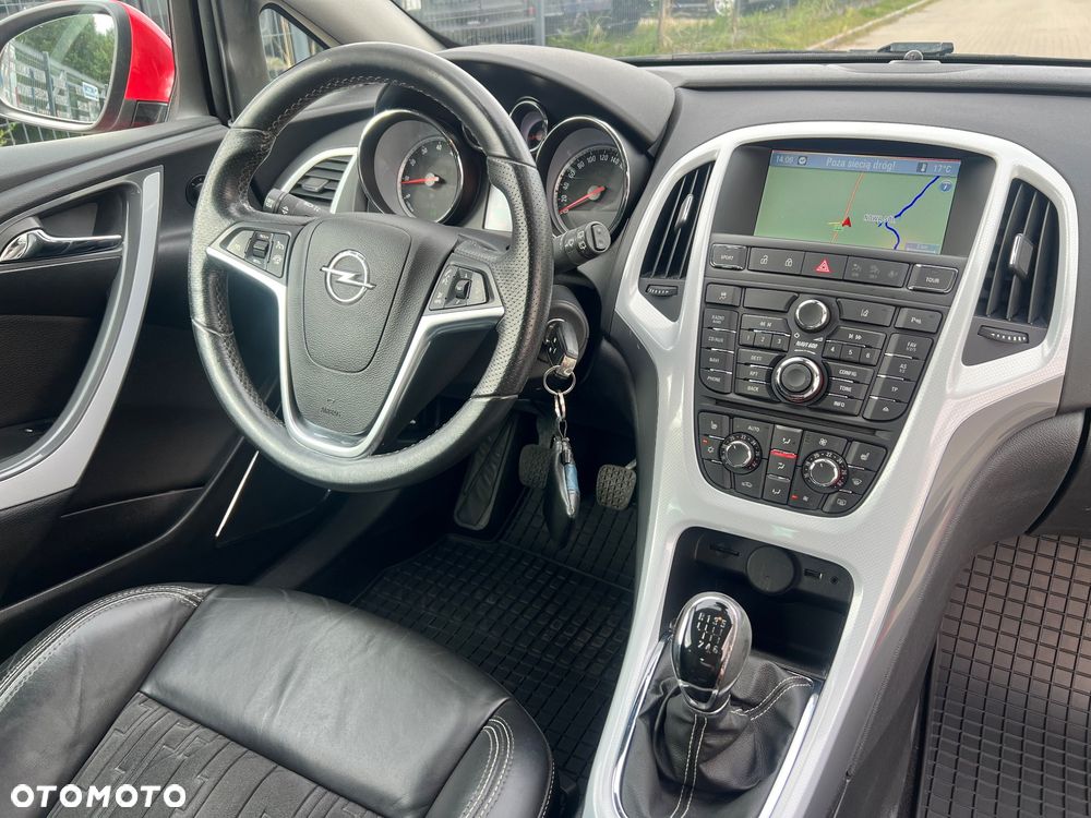 Opel Astra 1.6 Turbo Edition - 19