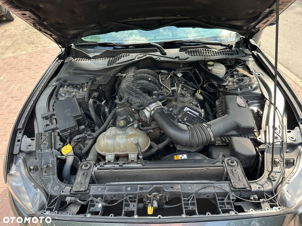 Ford Mustang - 7