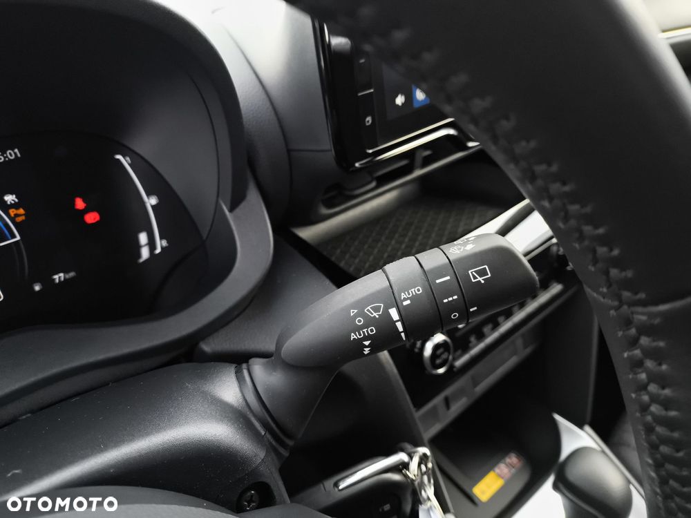 Toyota Yaris Cross Hybrid 1.5 Comfort - 16