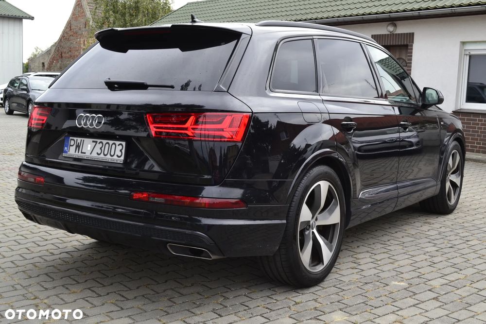 Audi Q7 - 4