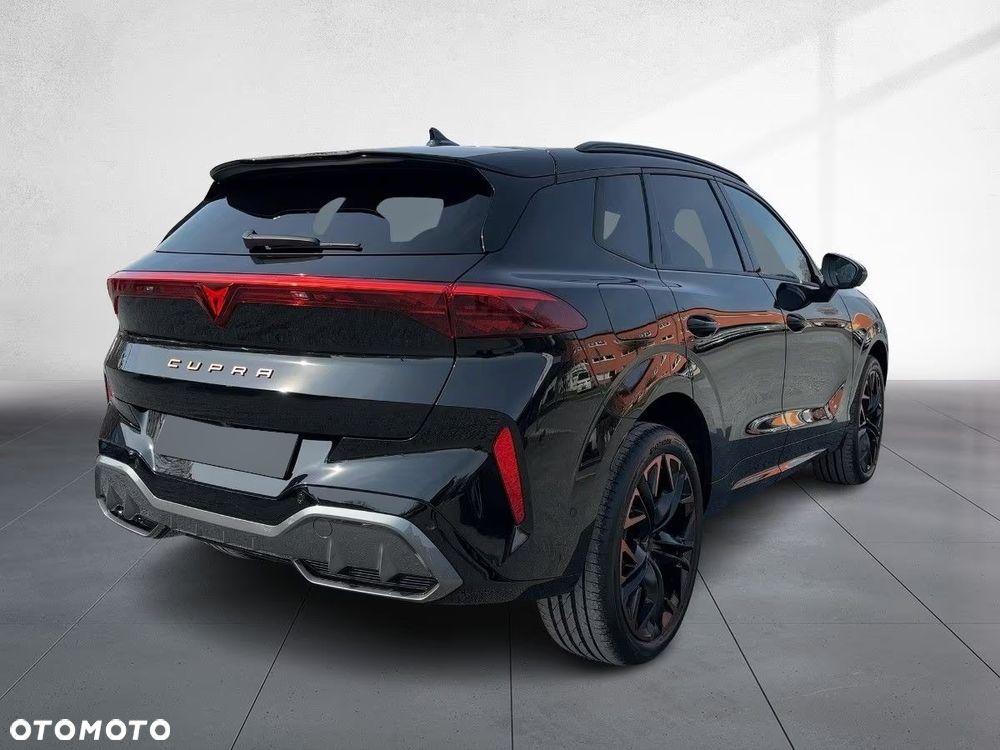 Cupra Terramar 1.5 e-Hybrid DSG VZ - 3