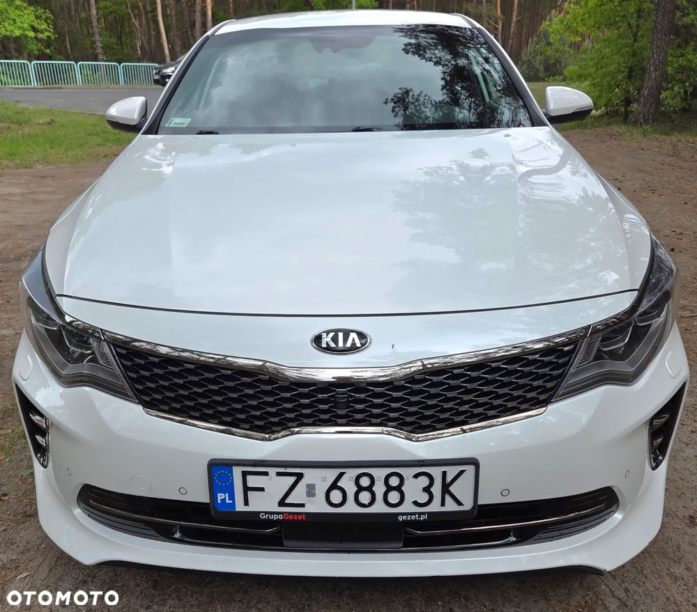 Kia Optima - 23