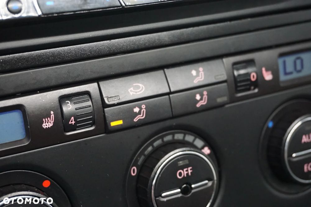 Volkswagen Golf 2.0 GTI - 34