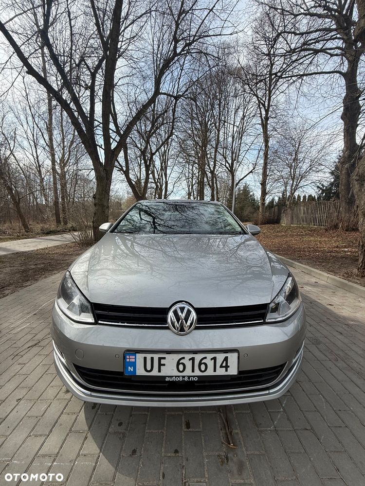 Volkswagen Golf 1.2 TSI Highline DSG - 1