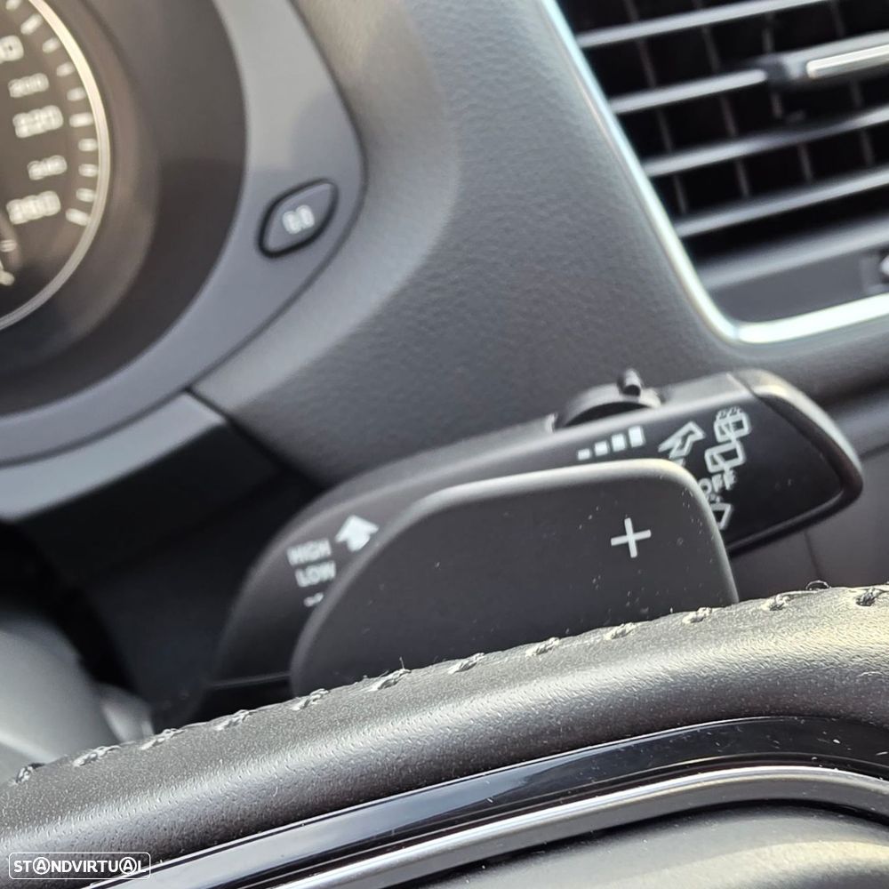 Audi Q3 2.0 TDI quattro S-line S-tronic - 8