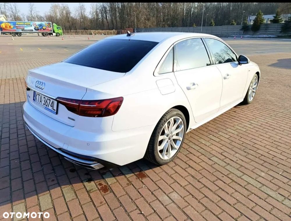 Audi A4 Limousine - 5