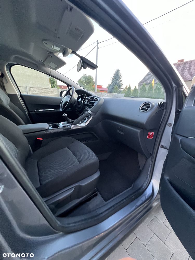 Peugeot 3008 1.6 Premium - 18