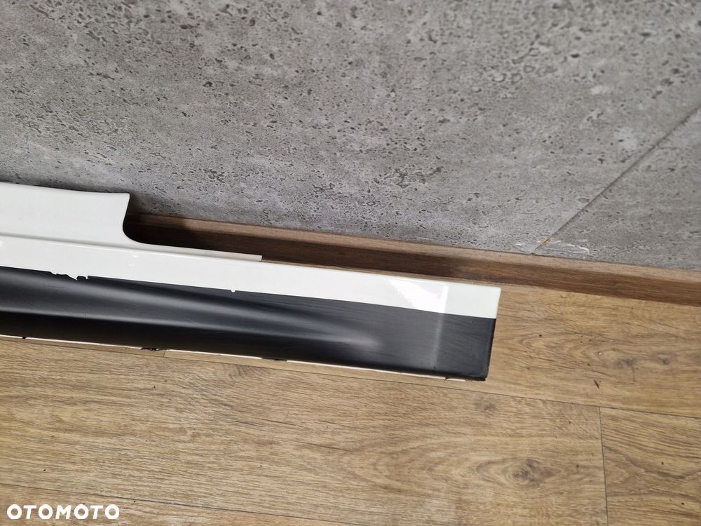 BMW F32 M-PAKIET LISTWA PROGOWA NAKŁADKA PRAWA M-PAKIET A300 BIAŁA 8054540 - 5