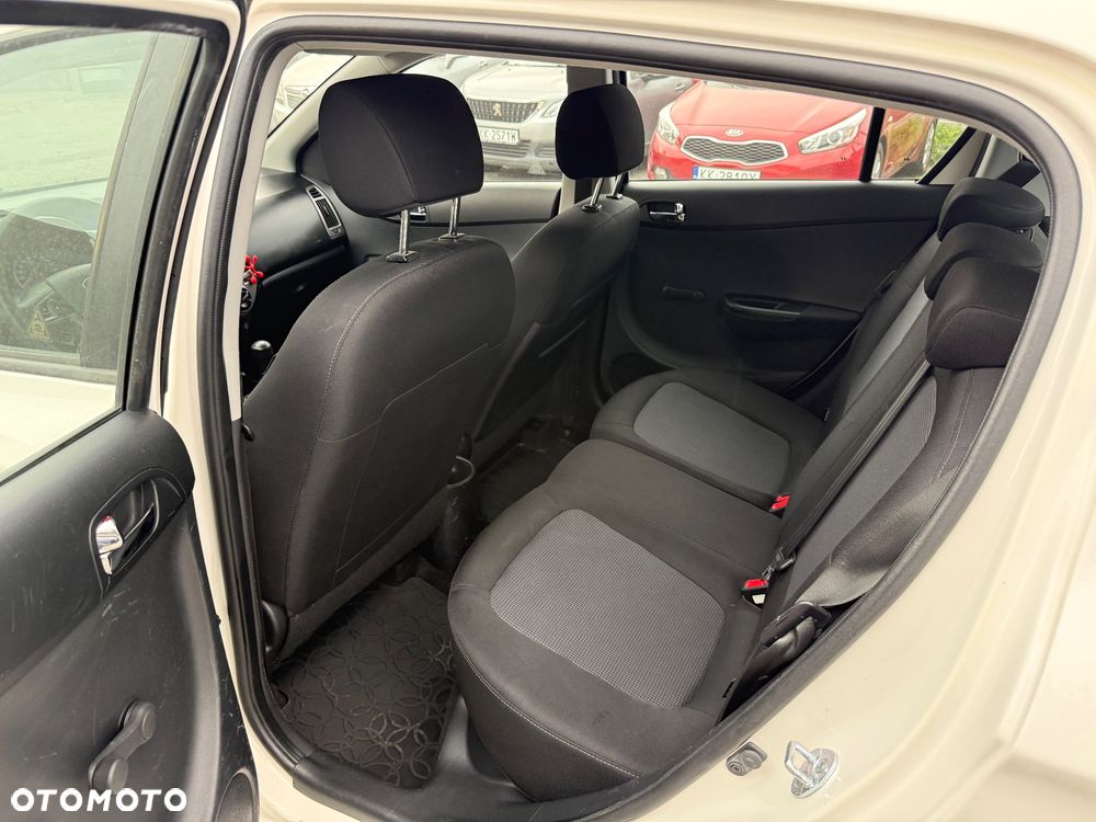 Hyundai i20 - 11