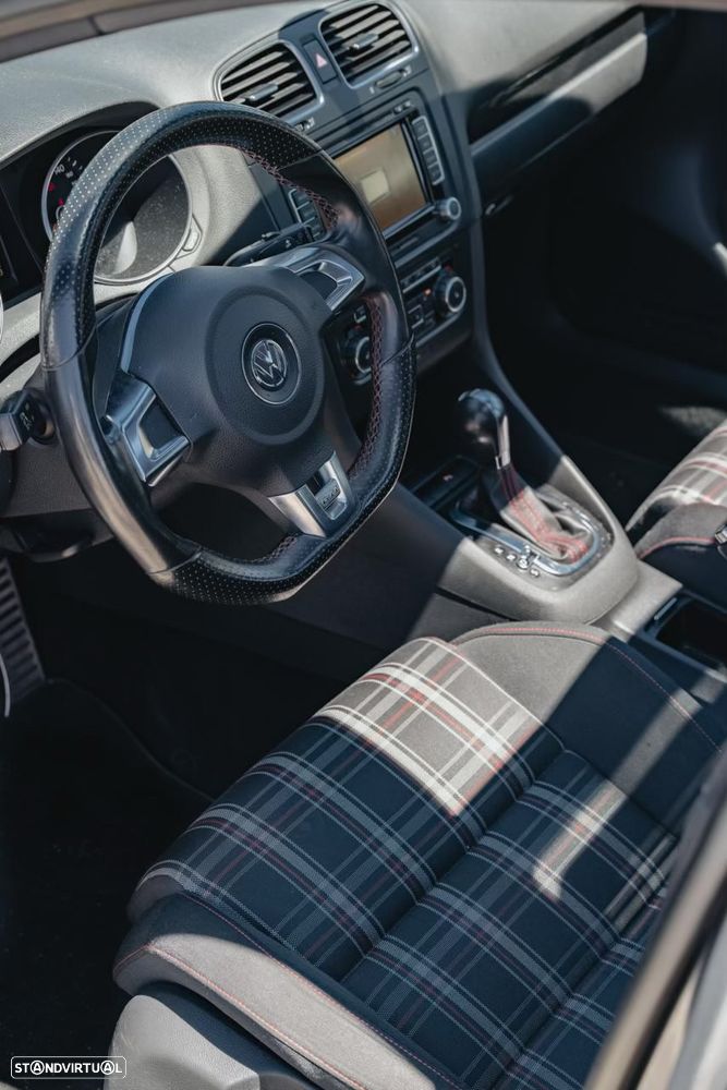 VW Golf 2.0 TSi GTI DSG - 9