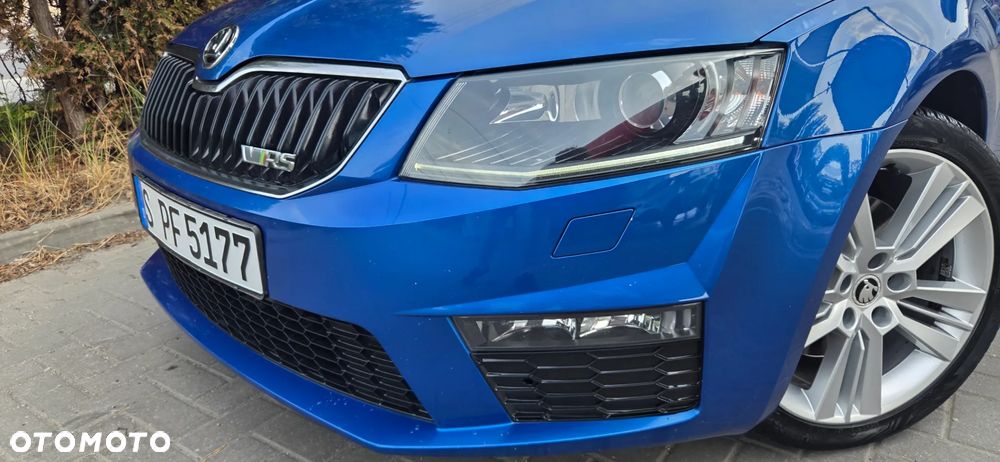 Skoda Octavia 2.0 TDI DSG RS - 26