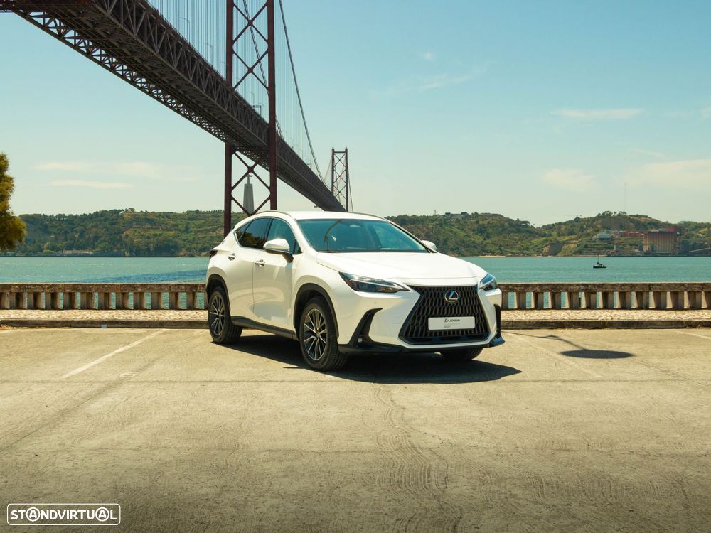 Lexus NX 450h+ Executive - 7