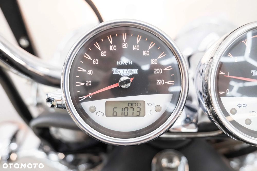 Triumph Rocket - 26