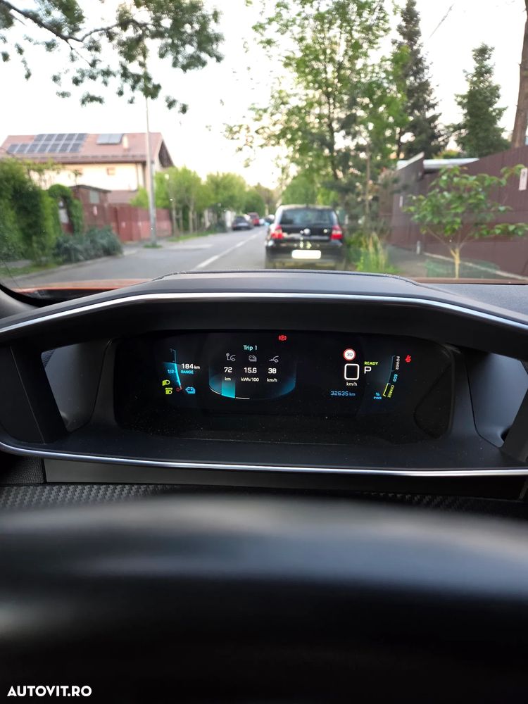 Peugeot 2008 e-2008 GT Line - 2
