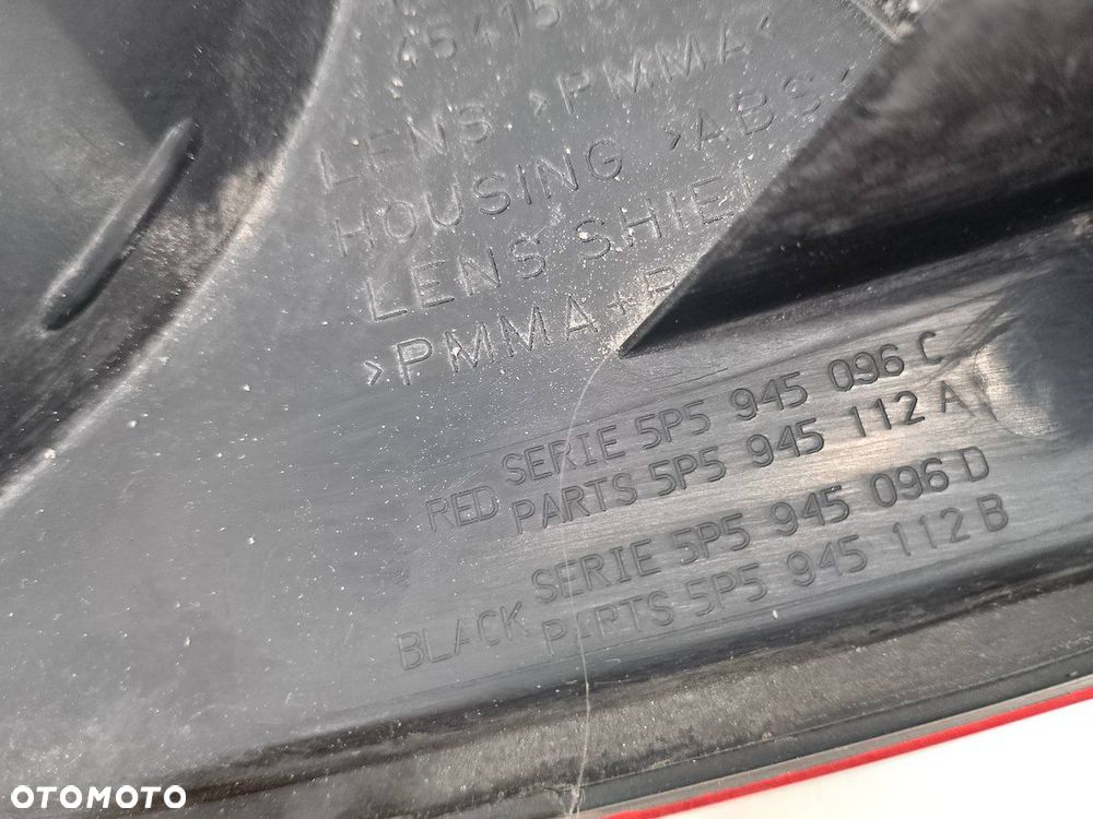 LAMPA TYLNA PRAWA SEAT TOLEDO III 5P5945096C  5P5945112A 1.9 TDI - 8